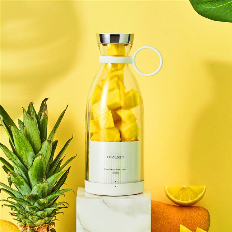 LOVILDS™ Rechargeable Juicer Bottle – Fresh Blends On-the-Go (Save 60% Today!)